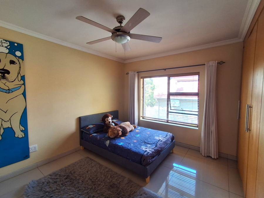 4 Bedroom Property for Sale in Ifafi North West